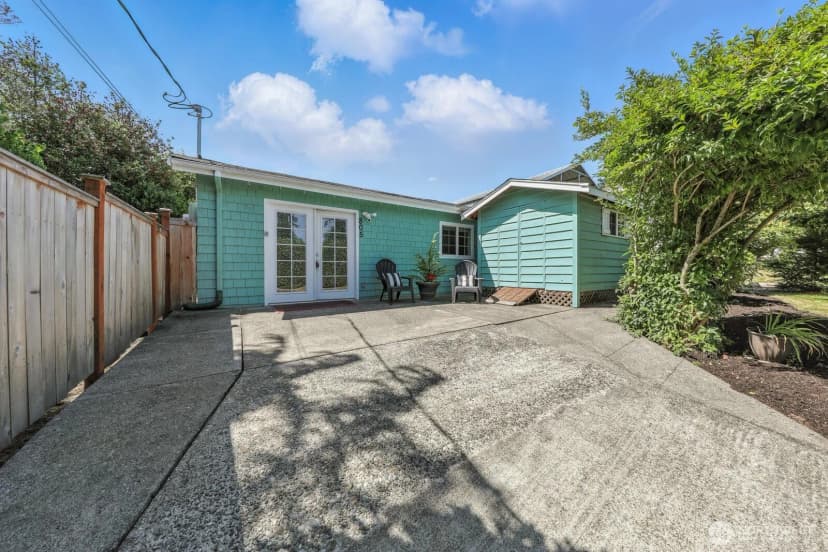 Property photo for 805 36th Street, Anacortes photo 5
