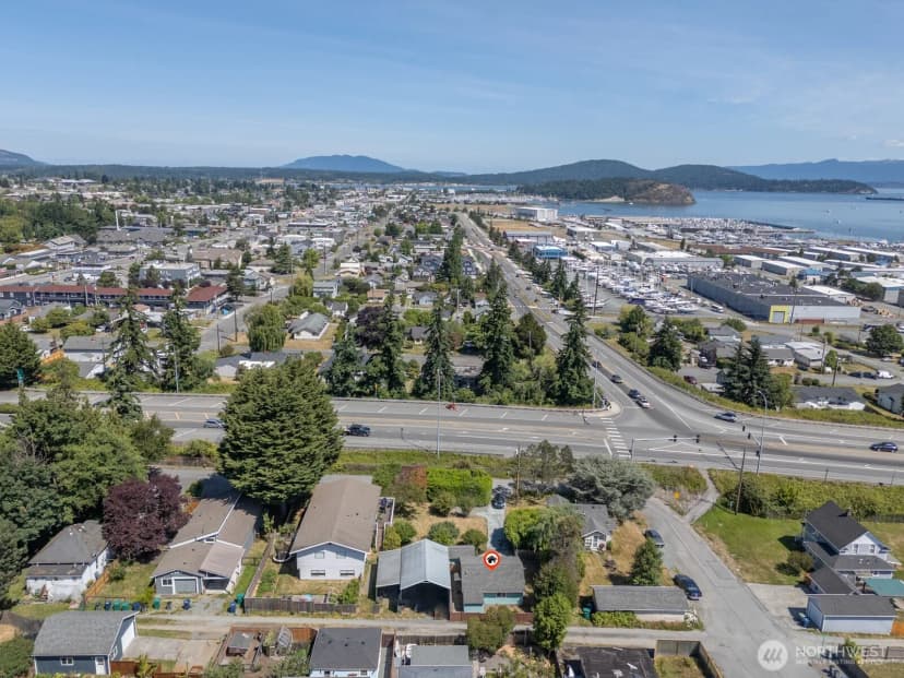 Property photo for 805 36th Street, Anacortes photo 29