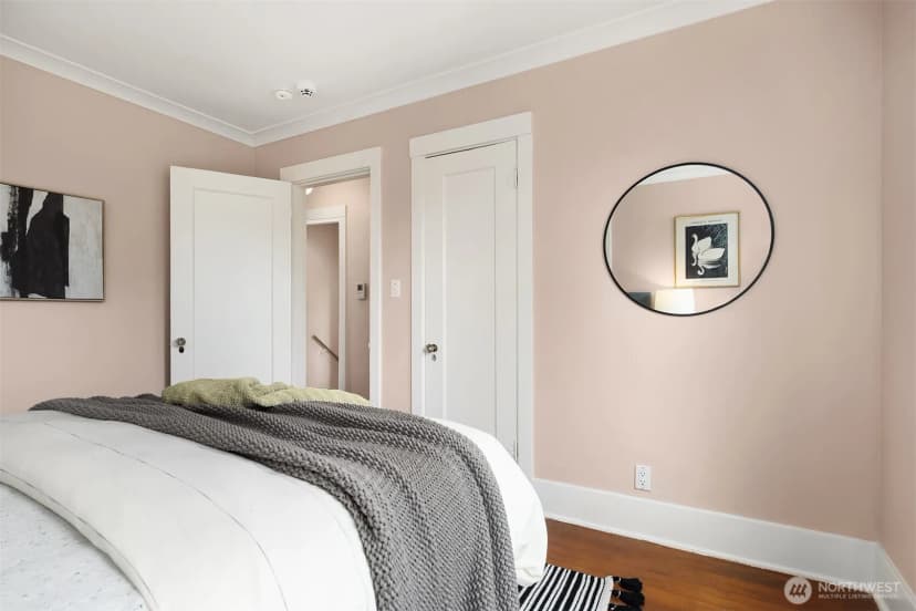 Property photo for 3818 Corliss Avenue N, Seattle photo 15