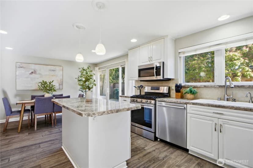 Property photo for 16237 Ne 30th Street, Bellevue photo 15