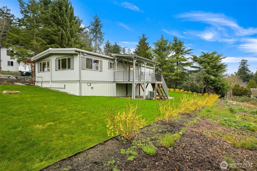 Property photo for 15393 Dewey Crest Lane, Anacortes photo 16