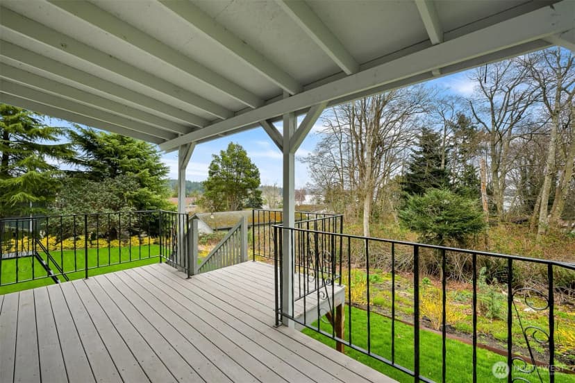 Property photo for 15393 Dewey Crest Lane, Anacortes photo 12