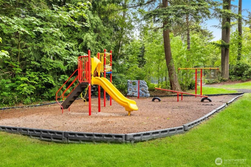 Property photo for 24109 Se 44th Court, Sammamish photo 36