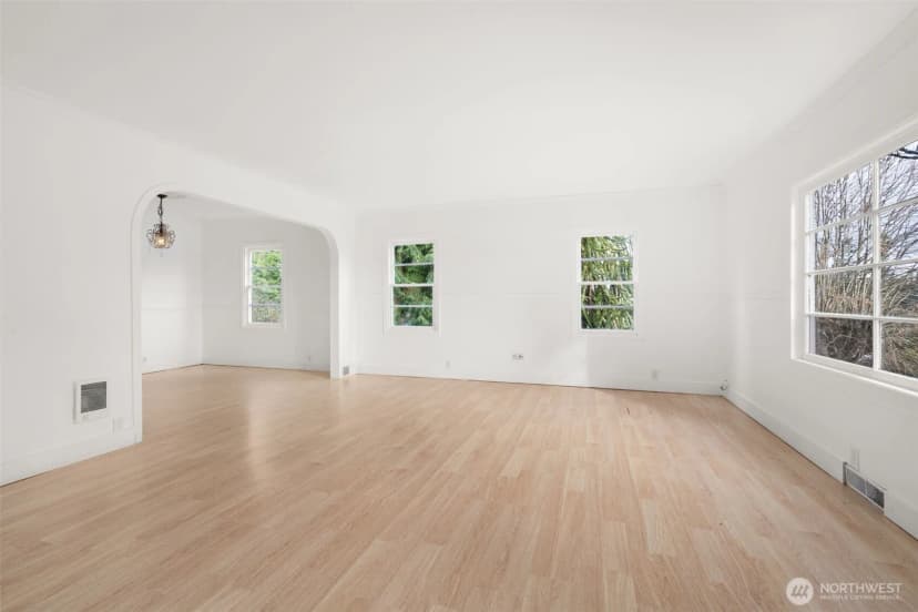 Property photo for 1036 Fowler Street, Raymond photo 6