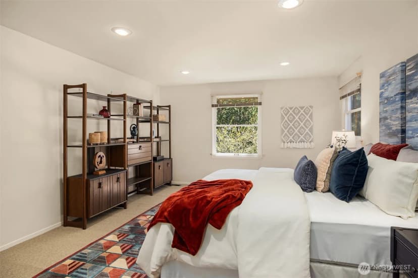 Property photo for 8400 Se 61st Street, Mercer Island photo 17