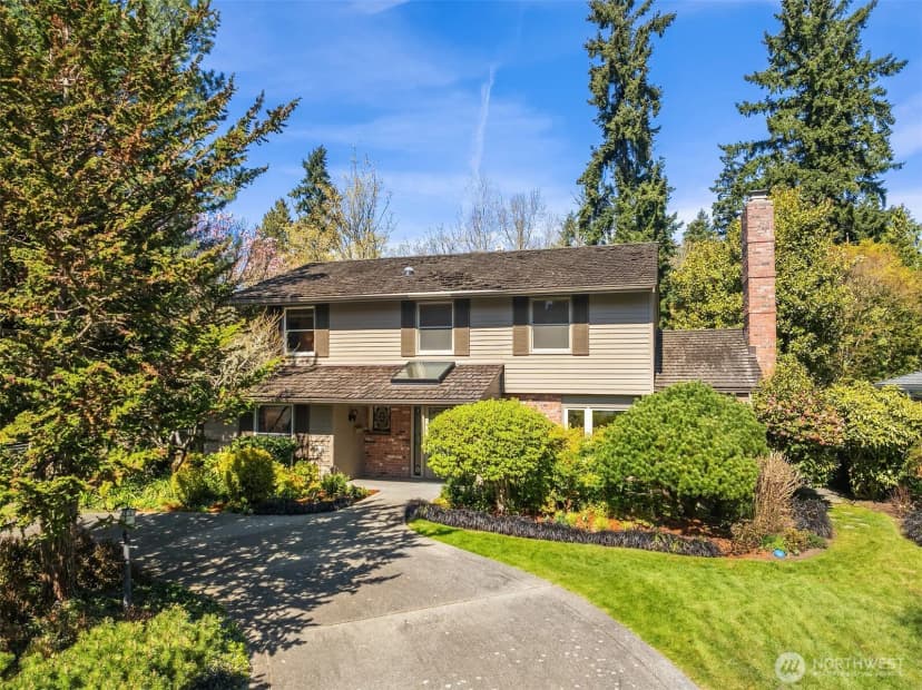 Property photo for 8400 Se 61st Street, Mercer Island