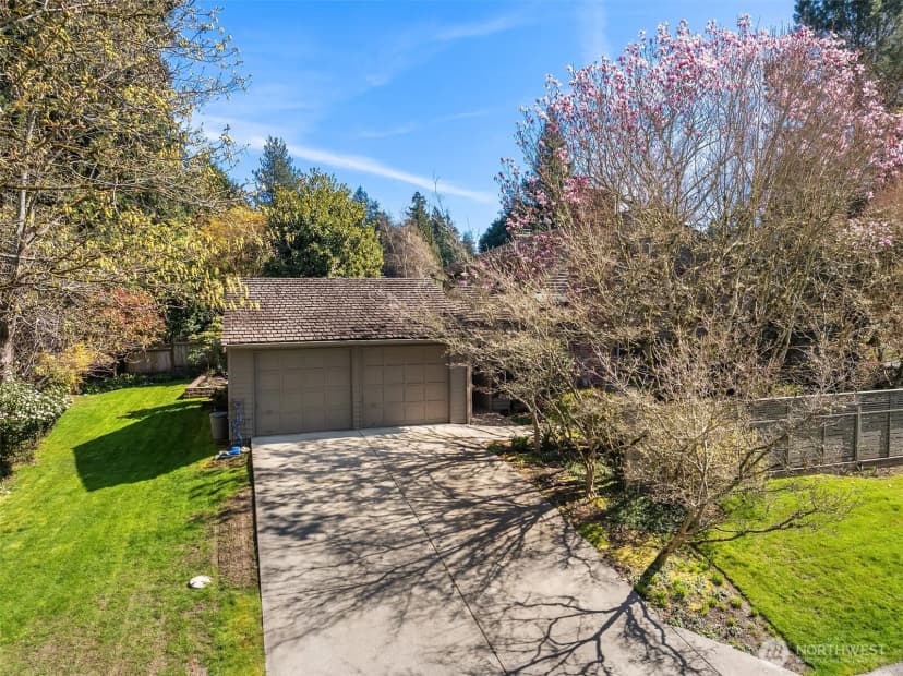 Property photo for 8400 Se 61st Street, Mercer Island photo 24