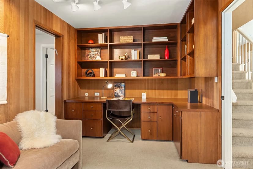 Property photo for 8400 Se 61st Street, Mercer Island photo 10