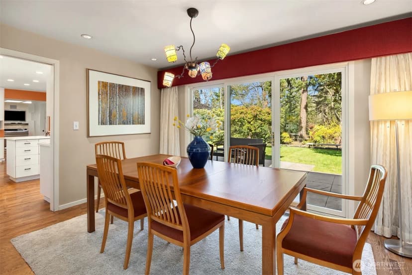 Property photo for 8400 Se 61st Street, Mercer Island photo 7