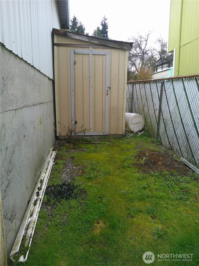 Property photo for 10615 18th Avenue Sw, Seattle photo 13