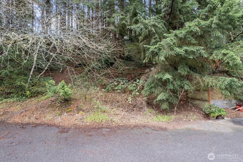 Property photo for 516 North 178th Court, Shoreline photo 3