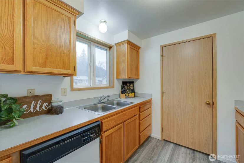 Property photo for 512 Walnut Avenue, Sultan photo 15