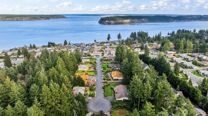Property photo for 3139 Soundview Court, Gig Harbor photo 39
