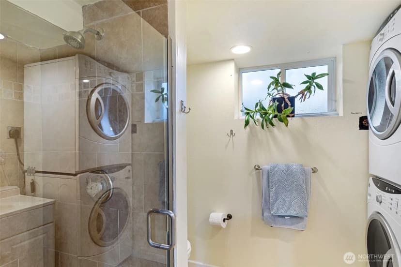 Property photo for 10205 Occidental Avenue S, Seattle photo 33
