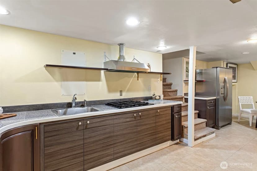 Property photo for 10205 Occidental Avenue S, Seattle photo 26