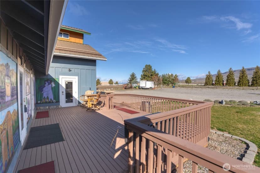 Property photo for 980 S Webb Place, East Wenatchee photo 30