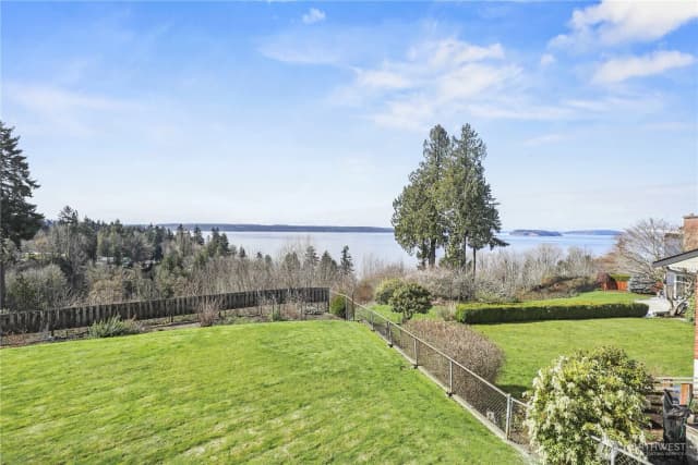 Property photo for 456 View Ridge Drive, Everett photo 5