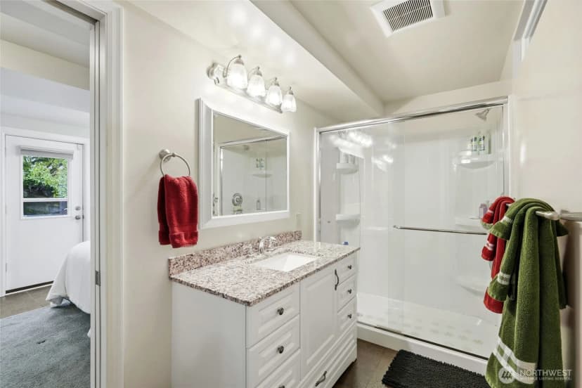 Property photo for 456 View Ridge Drive, Everett photo 33