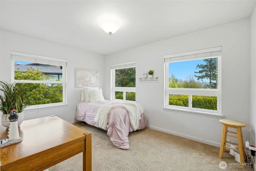 Property photo for 456 View Ridge Drive, Everett photo 24