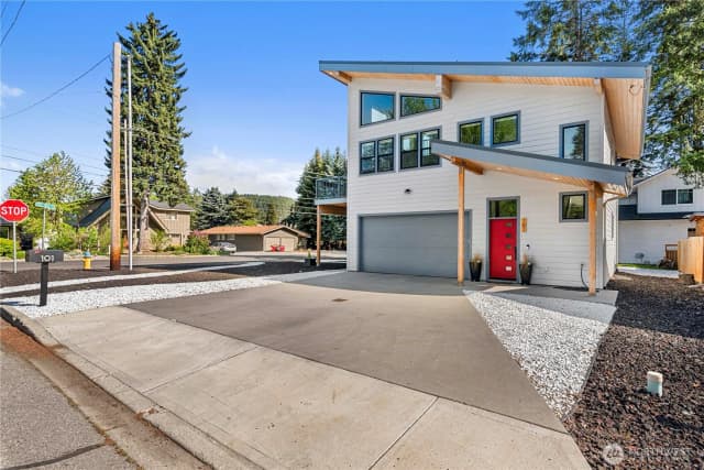 Property photo for 101 Poplar Street, Leavenworth