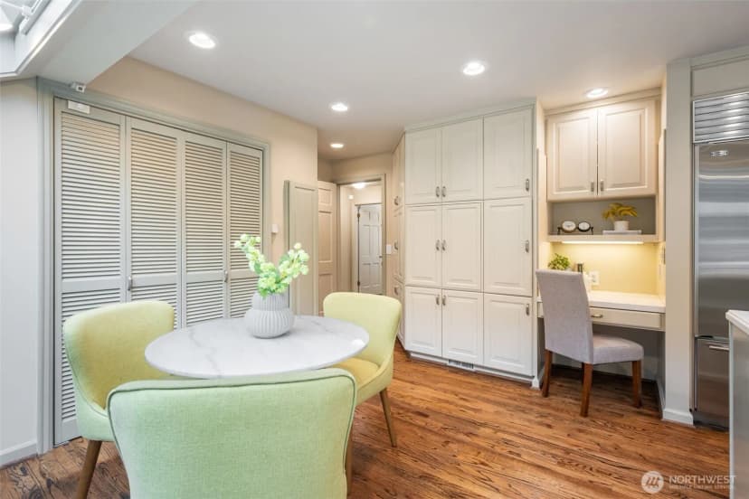Property photo for 4812 Ne 42nd Street, Seattle photo 10