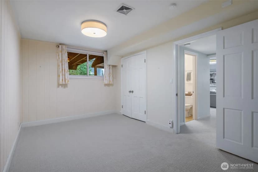 Property photo for 4812 Ne 42nd Street, Seattle photo 20