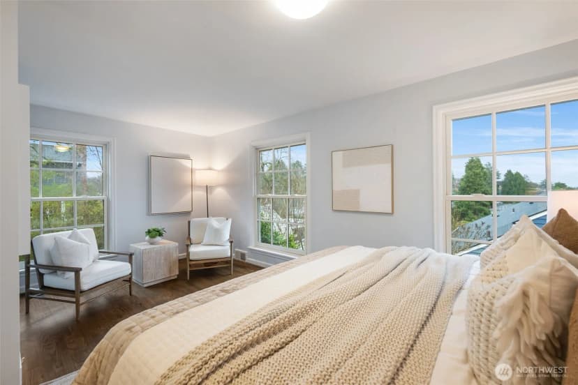 Property photo for 4812 Ne 42nd Street, Seattle photo 13