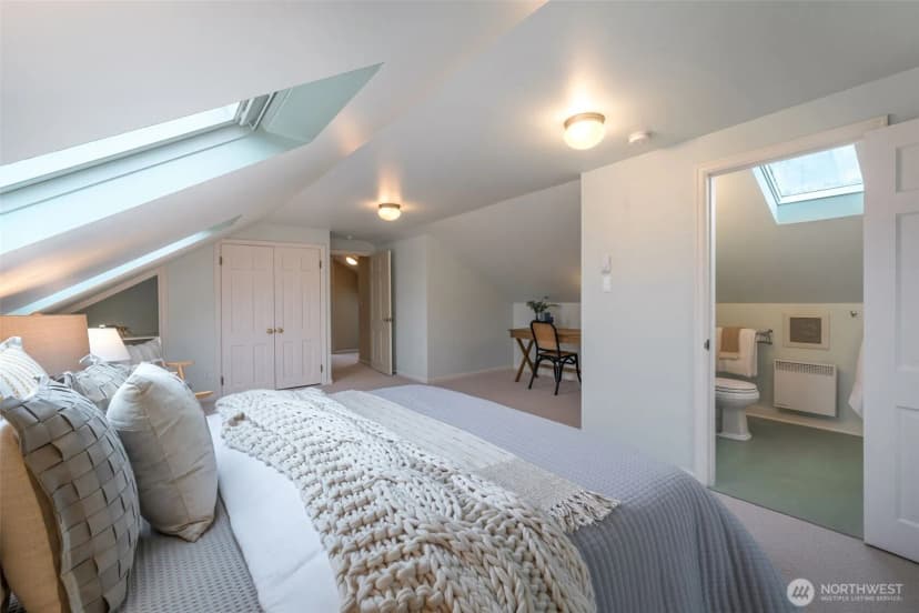 Property photo for 4812 Ne 42nd Street, Seattle photo 17