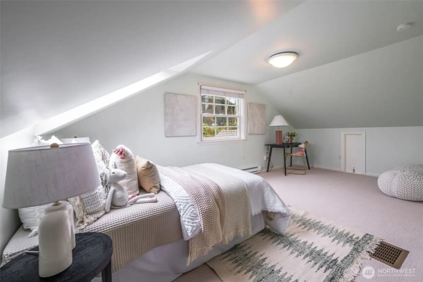 Property photo for 4812 Ne 42nd Street, Seattle photo 15