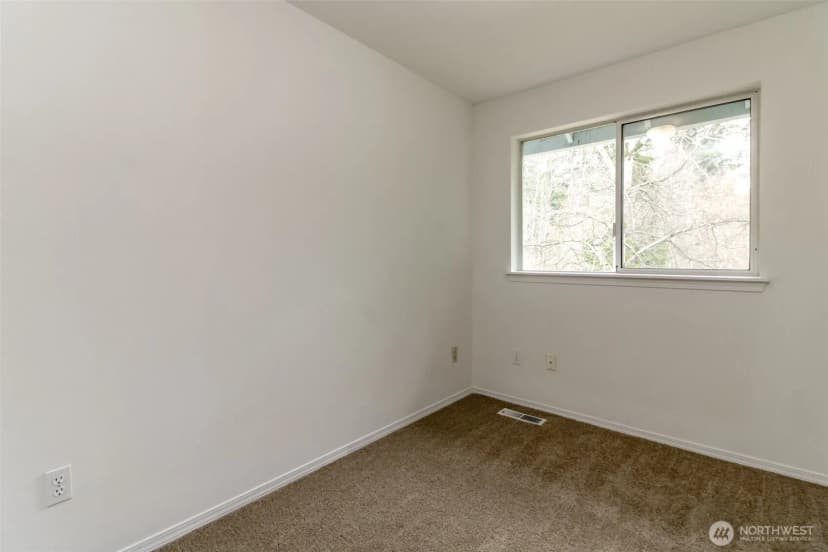 Property photo for 26334 127th Avenue Se, Kent photo 30