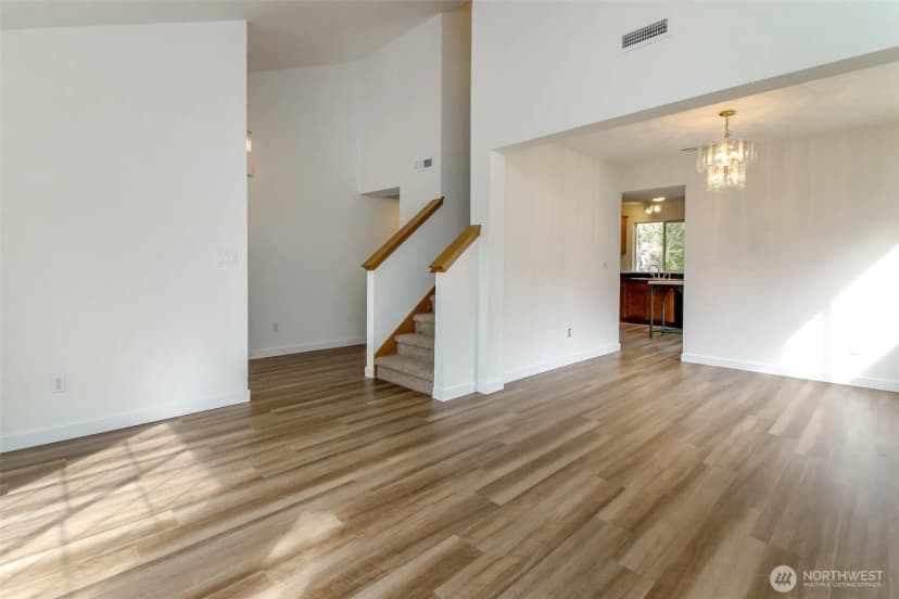 Property photo for 26334 127th Avenue Se, Kent photo 10