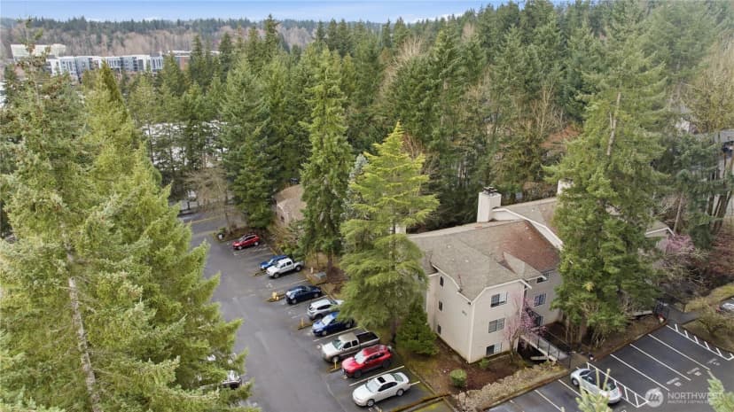 Property photo for 12515 Ne 116th Street #b11, Kirkland photo 6