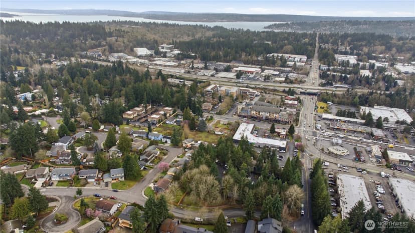 Property photo for 12515 Ne 116th Street #b11, Kirkland photo 31