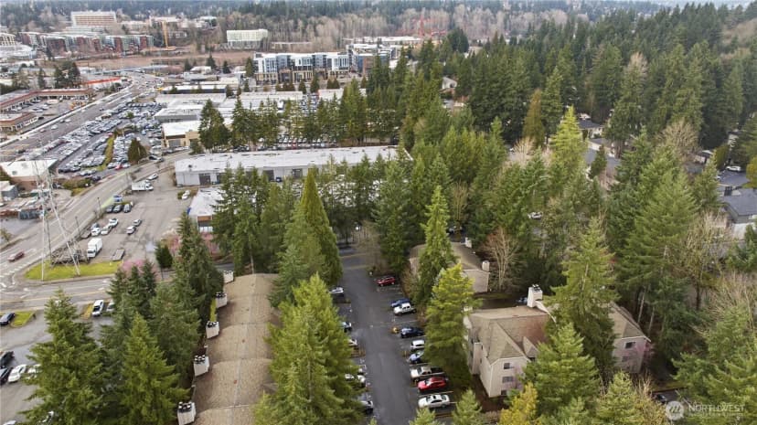 Property photo for 12515 Ne 116th Street #b11, Kirkland photo 28