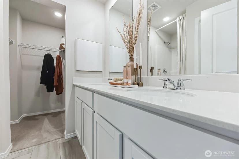 Property photo for 32360 Vine Avenue Se, Black Diamond photo 13