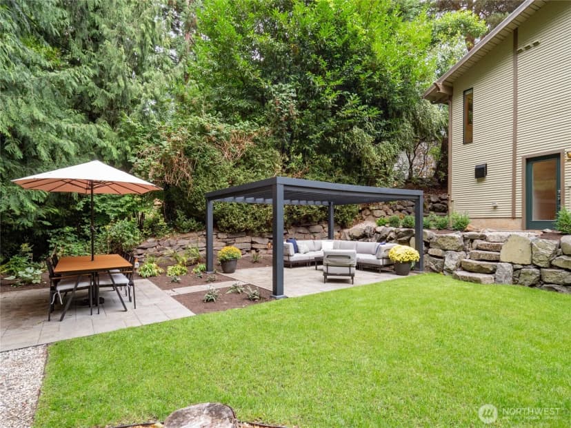 Property photo for 4851 88th Place Se, Mercer Island photo 31