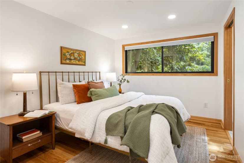 Property photo for 4851 88th Place Se, Mercer Island photo 22