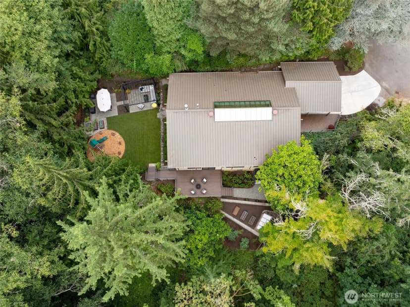 Property photo for 4851 88th Place Se, Mercer Island photo 36