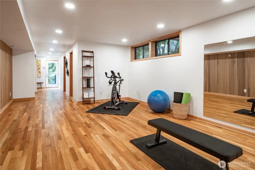 Property photo for 4851 88th Place Se, Mercer Island photo 18