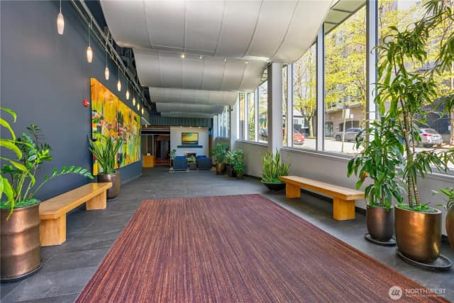 Property photo for 3104 Western Ave #603, Seattle photo 4