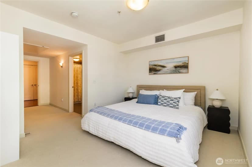 Property photo for 3104 Western Ave #603, Seattle photo 9