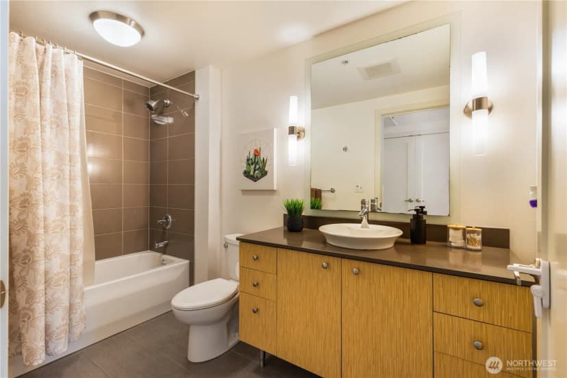 Property photo for 3104 Western Ave #603, Seattle photo 12