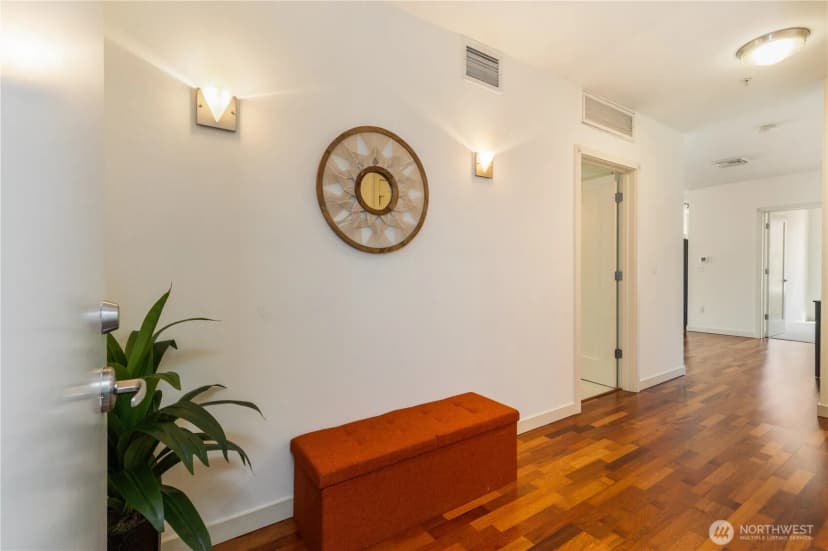 Property photo for 3104 Western Ave #603, Seattle photo 5