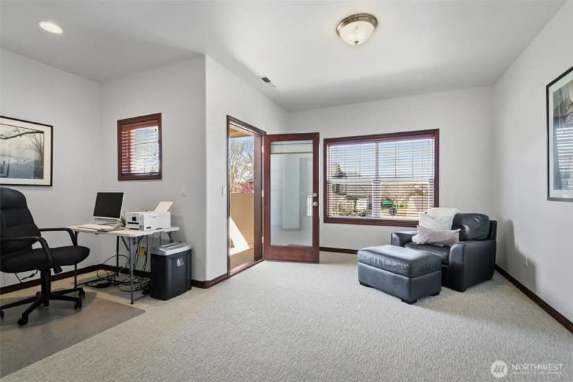 Property photo for 2205 S 88th Avenue, Yakima photo 19