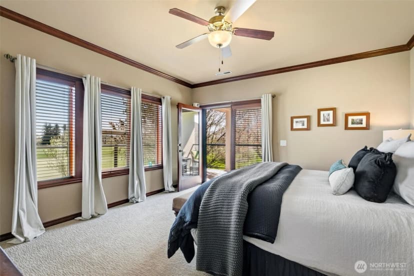 Property photo for 2205 S 88th Avenue, Yakima photo 14