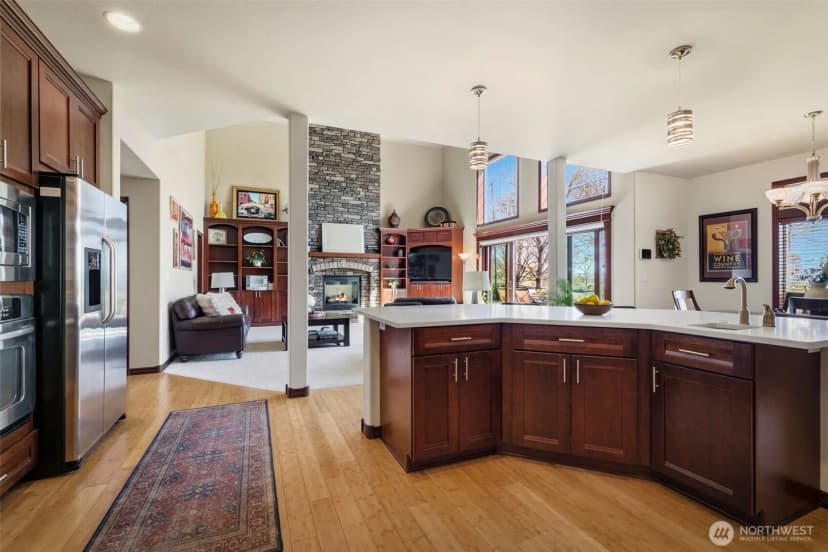 Property photo for 2205 S 88th Avenue, Yakima photo 9