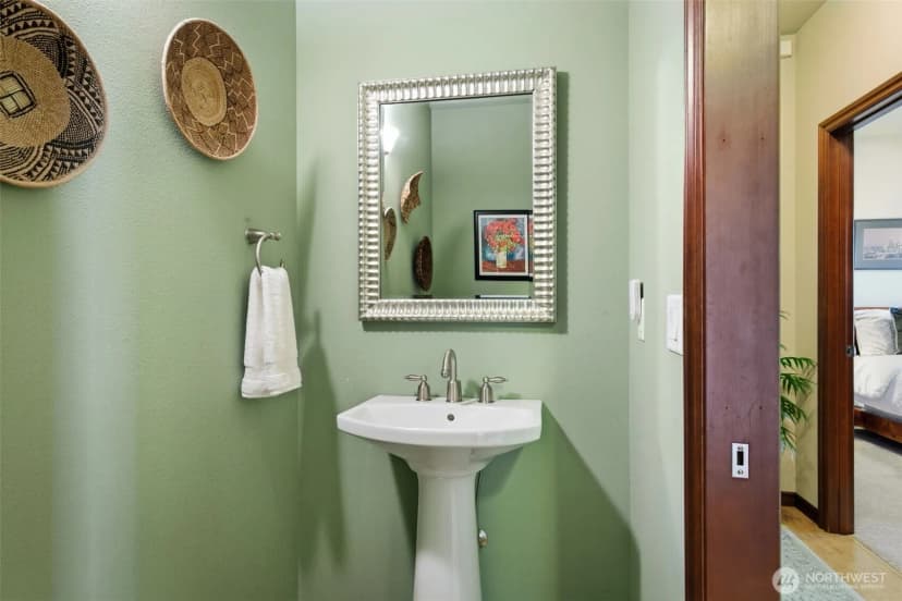 Property photo for 2205 S 88th Avenue, Yakima photo 27