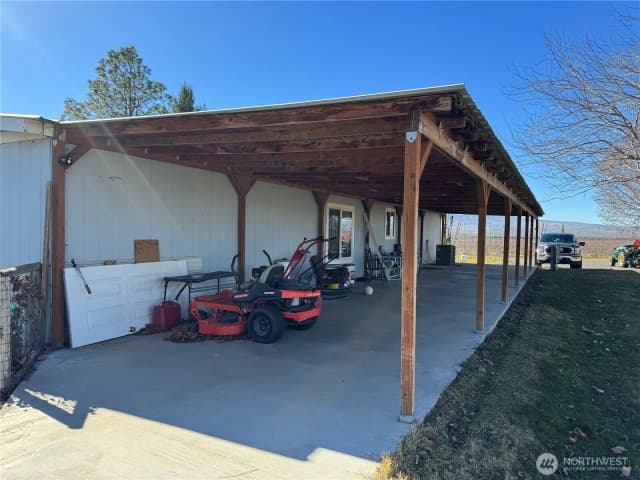 Property photo for 16002 Road 28 Sw, Mattawa photo 3
