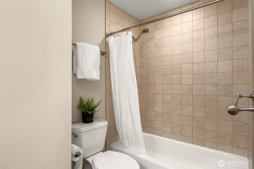 Property photo for 17030 174th Avenue Ne, Woodinville photo 27