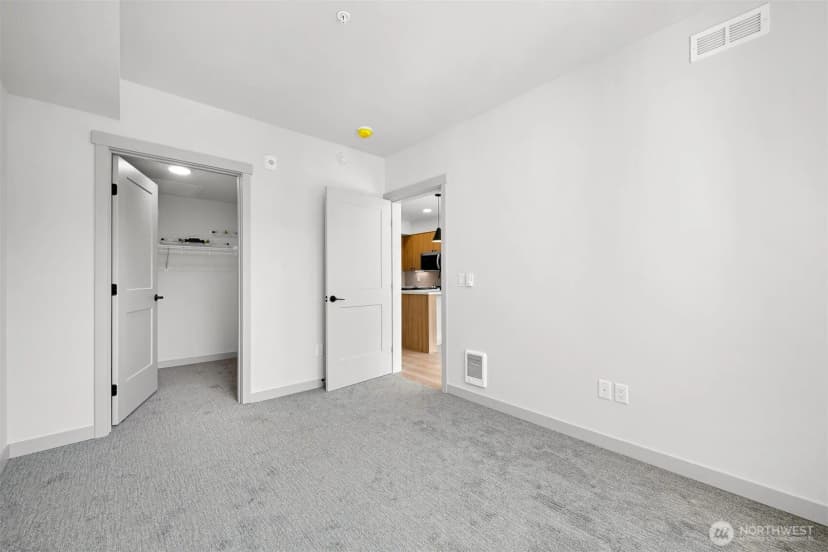 Property photo for 820 N State Street #521, Bellingham photo 12
